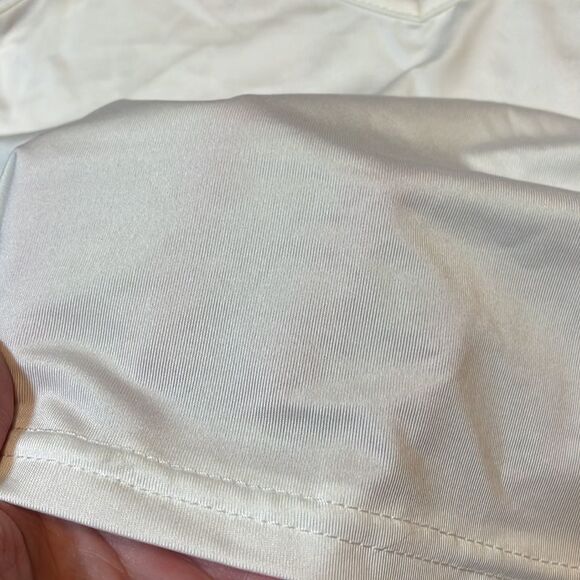 Thin white crop tank top - Picture 3 of 5